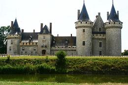 CRUCEROS FLUVIALES CANALES DE FRANCIA RENAISSANCE CRUCEROS LOIRA CANAL DE BRIARE CANAL LATERAL A LA LOIRE CRUCEROS LOIRA CASTILLOS DEL LOIRA SULLY SUR LOIRE CHATEAU CASTILLOS DE FRANCIA OFERTA BARCAZAS CRUCEROS EN FAMILIA